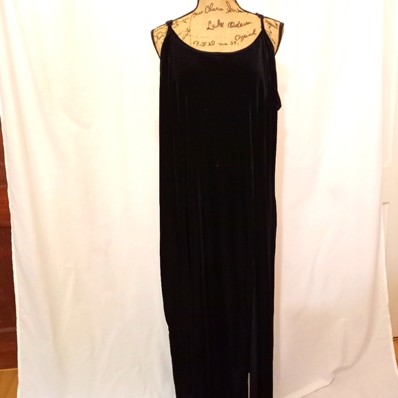 Cacique Other - CACIQUE FULL LENGTH VELVETEEN NIGHTGOWN 22/24